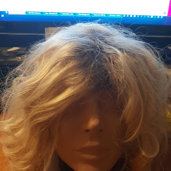 NEW ! Women 15 Inch Long Wig Curly Wavy Light Golden Blonde main image 6